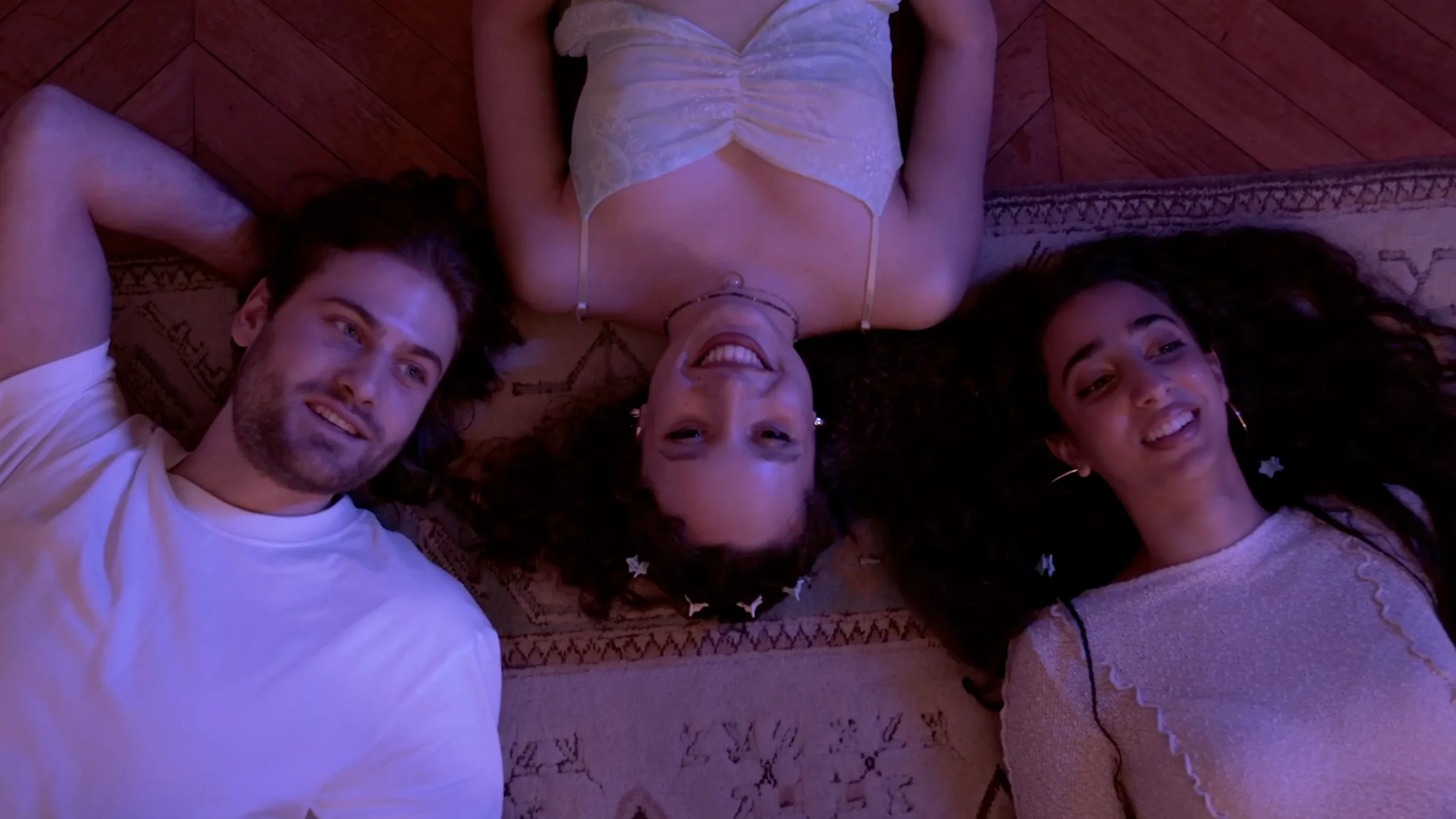 Gros plan sur les mains